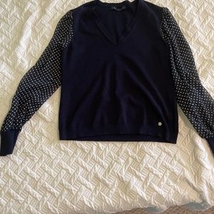 Cute top with polka dots